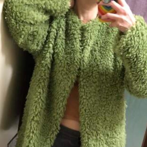 Green glamorous vegan fur teddy coat - Picture 6 of 9